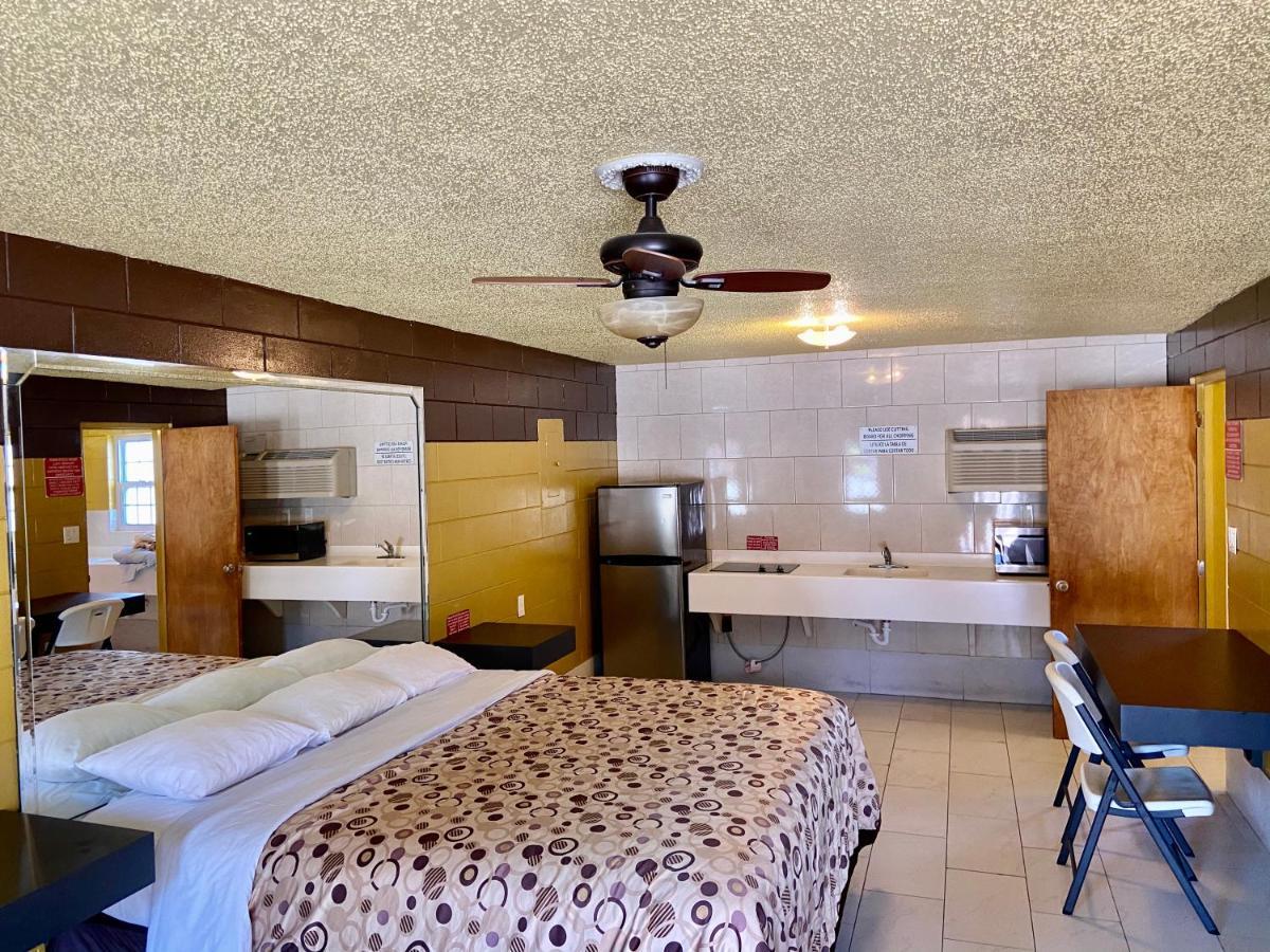 Savannah Inn And Suites Savannah Port Area 포트 웬트워스 외부 사진