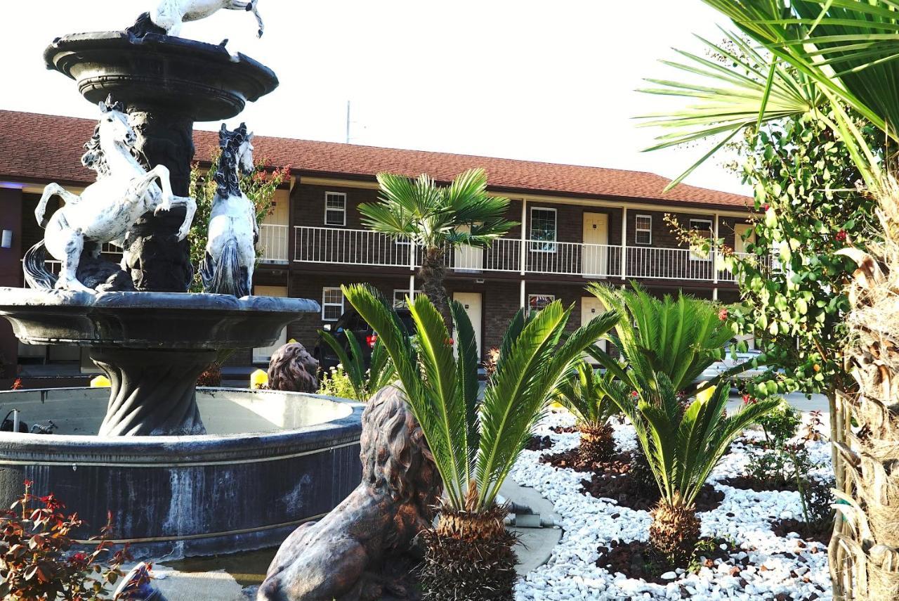 Savannah Inn And Suites Savannah Port Area 외부 사진
