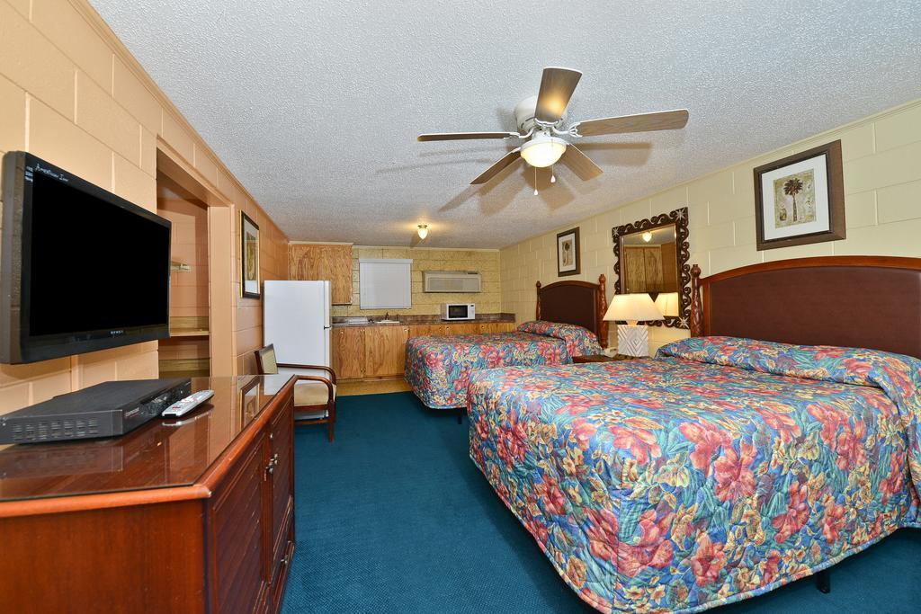 Savannah Inn And Suites Savannah Port Area 포트 웬트워스 객실 사진