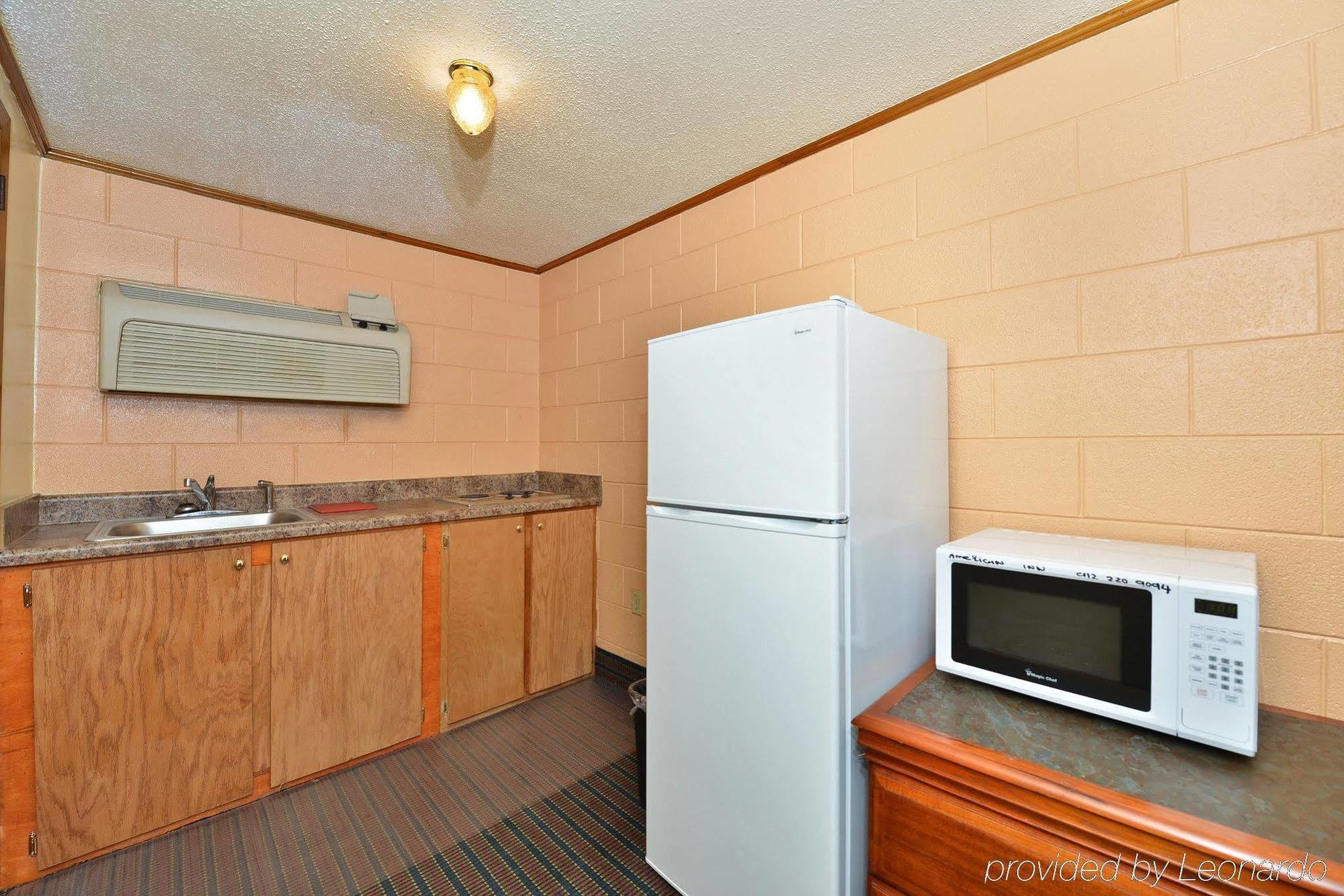 Savannah Inn And Suites Savannah Port Area 외부 사진